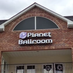 Planet Ballroom - Planet Ballroom Dance Studio at Johns Creek, GA - Ballroom & Latin dance lessons for couples, singles and teens!