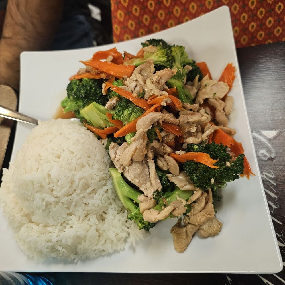 Pad Thai Cafe - Thai Near Me - Soldotna, Alaska Pad Thai Cafe - Thai Near Me - Soldotna, Alaska