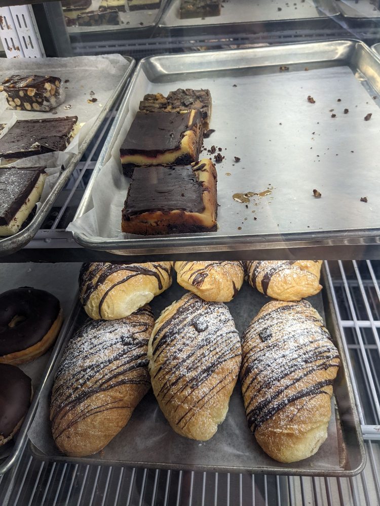 Cumberland Village Bakery Logo