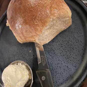 Broadgauge - Fresh baked bread - American Near Me - Petersburg, Illinois Broadgauge - Fresh baked bread - American Near Me - Petersburg, Illinois