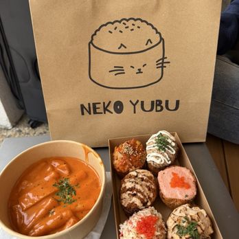 Neko Yubu - It was soooo good. Got the rose rice cakes & a box of 6. Highly recommend!!!! - Korean Near Me - Dallas, Texas Neko Yubu - It was soooo good. Got the rose rice cakes & a box of 6. Highly recommend!!!! - Korean Near Me - Dallas, Texas