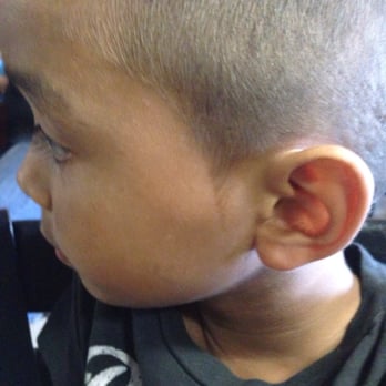 Elite Barbers - Full cut without any cuts or scratches from the blade. Clean edge up. - Barbers Near Me - Orlando, Florida Elite Barbers - Full cut without any cuts or scratches from the blade. Clean edge up. - Barbers Near Me - Orlando, Florida