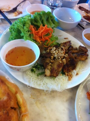 Try It Out Restaurant by null