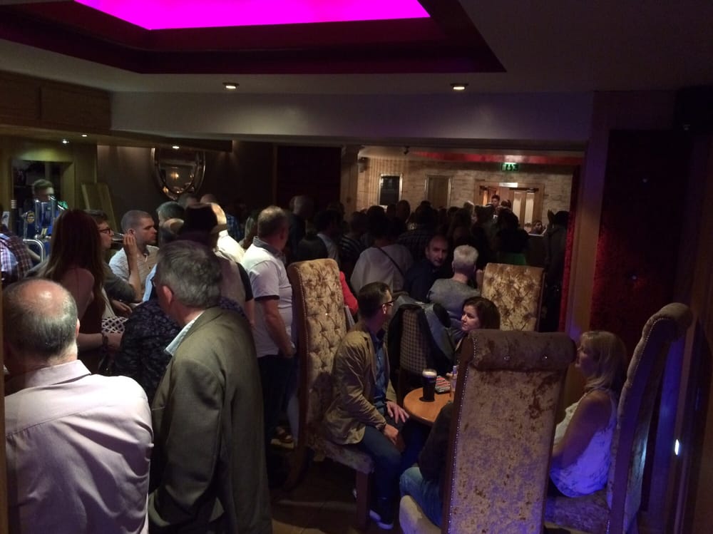 STRAWBERRY BAR DEVLINS 23 Lower English Street, Armagh, United Kingdom Local Favorite Pubs