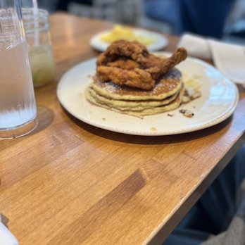 Iron Rooster - American Near Me - Baltimore, Maryland