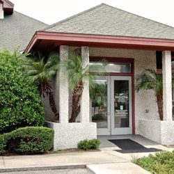 Experienced massage by Nicole - Experienced massage by Nicole is located in the Nassau physical therapy building