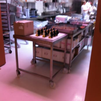 B&P Sweet Studio - Desserts Near Me - South Yarra, VIC B&P Sweet Studio - Desserts Near Me - South Yarra, VIC
