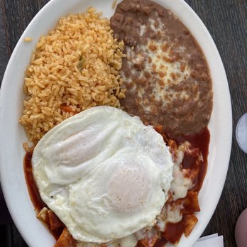 La Fuente Restaurant - Chilaquiles rojos, so good! - Mexican Near Me - Los Angeles, California La Fuente Restaurant - Chilaquiles rojos, so good! - Mexican Near Me - Los Angeles, California