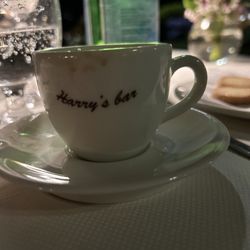 Harrys Bar - Cafe
