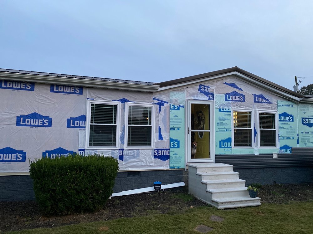 LOWE’S HOME IMPROVEMENT Updated August 2024 550 Island Ford Road