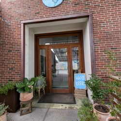 Iggy's Bread - Entry
