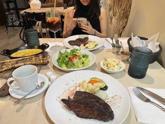 Restaurante El Gaucho Argentino by null