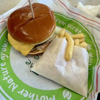 Farmer Boys - Burgers Near Me - Escondido, California Farmer Boys - Burgers Near Me - Escondido, California