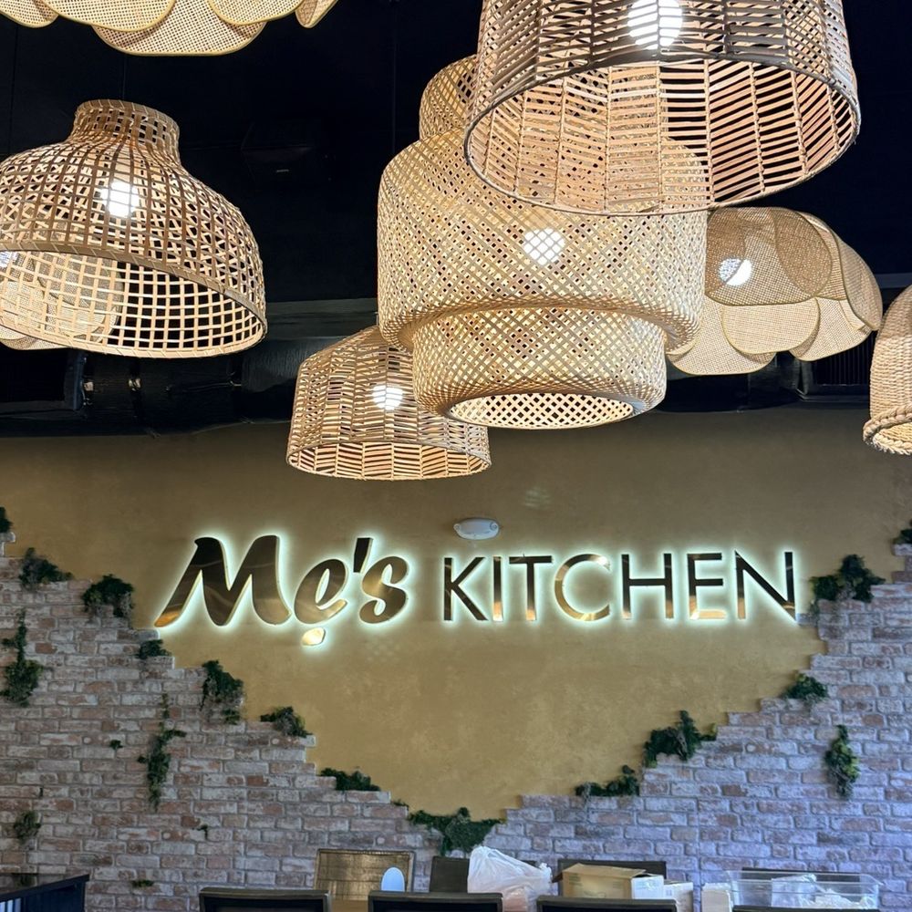 Me’s Kitchen - Vietnamese Near Me - Sacramento, California