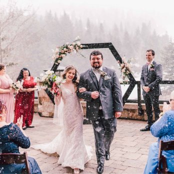 Wedding Expectations - Photographer - Love Brittny - Wedding Planning Near Me