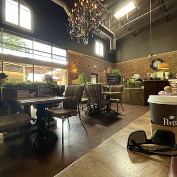 Pottery World Cafe - Italian Near Me - Rocklin, California