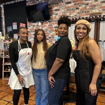 Colo's Southern Cafe - Had the opportunity to take a picture with the amazing chef and Owner. - Soul Food Near Me - Sacramento, California Colo's Southern Cafe - Had the opportunity to take a picture with the amazing chef and Owner. - Soul Food Near Me - Sacramento, California