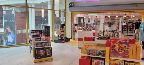 LEGO® Discovery Center Atlanta by null