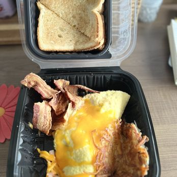 Bob Evans - Western omelette with hash browns, side of bacon, 16.00$$ for???????? - Breakfast & Brunch Near Me - Wapakoneta, Ohio Bob Evans - Western omelette with hash browns, side of bacon, 16.00$$ for???????? - Breakfast & Brunch Near Me - Wapakoneta, Ohio
