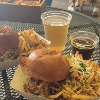 Rockin Rollerz Craft Burger - Burgers Near Me - Abilene, Texas Rockin Rollerz Craft Burger - Burgers Near Me - Abilene, Texas