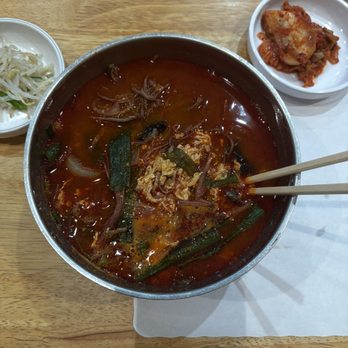 Manna Korean Restaurant - yukgaejang - Korean Near Me - Northbrook, Illinois