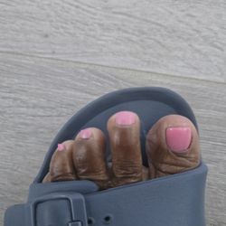 Armani Nails Spa - I could have done this myself