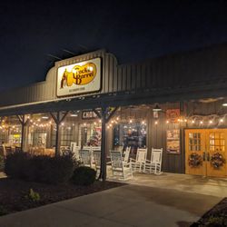 Cracker Barrel Old Country Store - Overnight at the Cracker Barrel Old Country Store, Plainfield