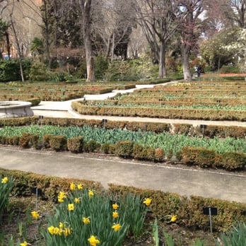 Real Jardín Botánico - Botanical Gardens Near Me - Madrid, M