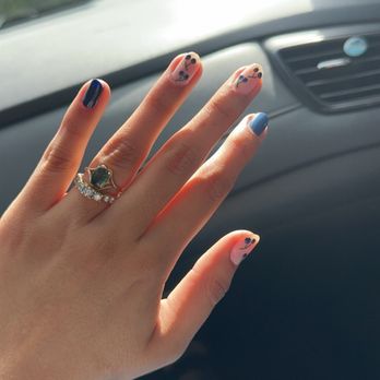 Natural Nail - Nails again but on the drive home - Nail Technicians Near Me - Poquonock Bridge, Connecticut Natural Nail - Nails again but on the drive home - Nail Technicians Near Me - Poquonock Bridge, Connecticut