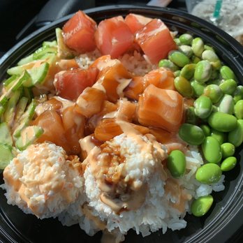 Maka Poke - White rice topped with salmon, tuna, crab, edamame, cucumbers, spicy mayo & eel sauce. I'm a simple poke bowl kinda girl :) - Hawaiian Near Me - Foothill Ranch, California Maka Poke - White rice topped with salmon, tuna, crab, edamame, cucumbers, spicy mayo & eel sauce. I'm a simple poke bowl kinda girl :) - Hawaiian Near Me - Foothill Ranch, California