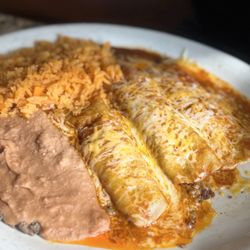 Taqueria El Mexicano Grill - Enchiladas Rojas Very good