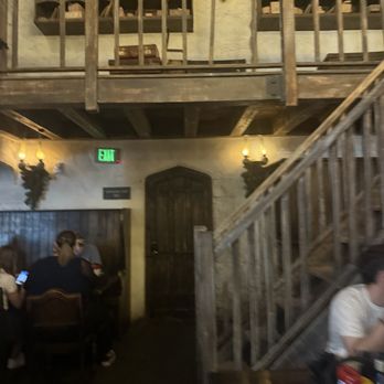 LEAKY CAULDRON™ - Updated January 2026 - 2157 Photos & 850 Reviews