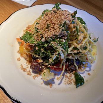 R+D Kitchen - Thai Steak & Noodle Salad - New American Near Me - Yountville, California R+D Kitchen - Thai Steak & Noodle Salad - New American Near Me - Yountville, California