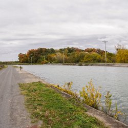 Medina Tunnel - The Tunnel as seen from the canal. You can walk, jog, or bike almost the entire length of the canal on the towpath.