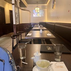 Itsuki Sushi - Dining area