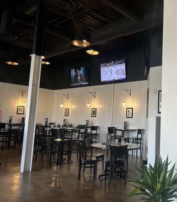 The Turn Club by null