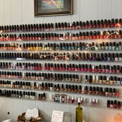 Azecata - A zillion nail colors