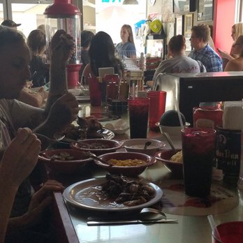 Jake's Texas Tea House - Friendly crowd and staff at the bar! Pot roast and fried chicken with weekend sides! - American Near Me - Waco, Texas Jake's Texas Tea House - Friendly crowd and staff at the bar! Pot roast and fried chicken with weekend sides! - American Near Me - Waco, Texas