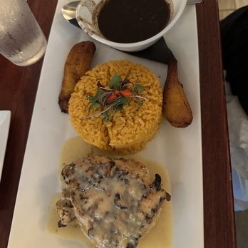 Palermo Puerto Rican Kitchen - Skillet chicken breast - Puerto Rican Near Me - Orange Park, Florida Palermo Puerto Rican Kitchen - Skillet chicken breast - Puerto Rican Near Me - Orange Park, Florida