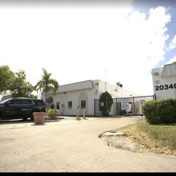 Ives Dairy Self Storage - Exterior Gate