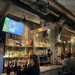 YAMAS Greek Eatery - The bar area