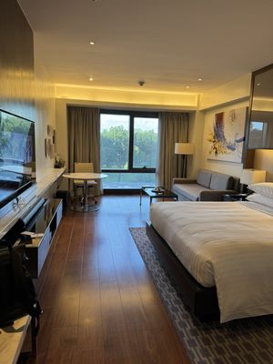 Manila Marriott Hotel at Newport World Resorts by null