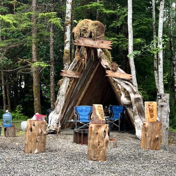 Mossquatch Resort - Ron's Office - Vacation Rentals Near Me - Forks, Washington