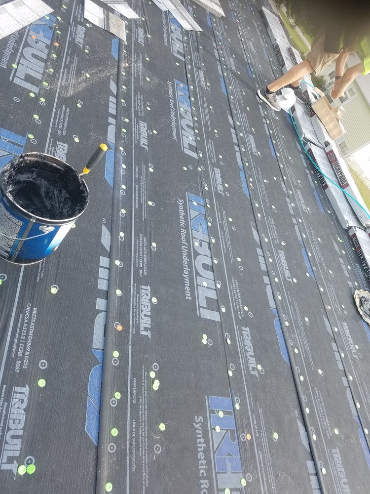 Slide of Emergency roofing and repair