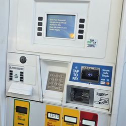 Grand Ronde Station - Gas price on 7/6/25