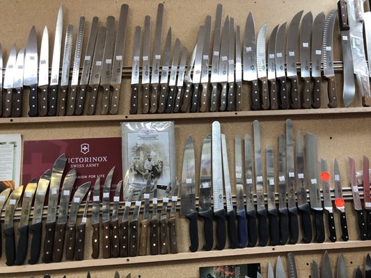 Bonds House Of Cutlery / Knives and More by null
