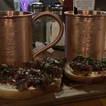 622 North - Mule drinks and bacon crostini appetizer - Wine Bars Near Me - Blacksburg, Virginia 622 North - Mule drinks and bacon crostini appetizer - Wine Bars Near Me - Blacksburg, Virginia