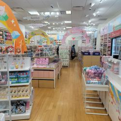 Miniso - Inside