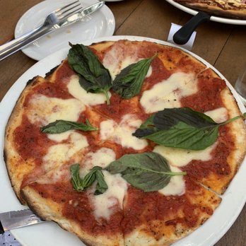 Hey Lucy - Margarita pizza - Pizza Near Me - Toronto, Ontario