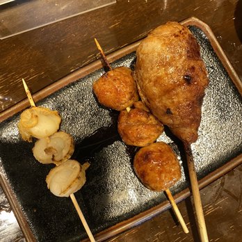 Tori Ton - Baby scallop - quite tiny ($3.50), tsukune ($3.50), bacon wrapped mochi rice ($6.50) - Izakaya Near Me - Honolulu, Hawaii